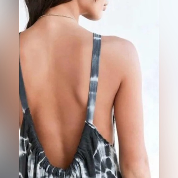 Ecolé dress - Picture 3 of 6